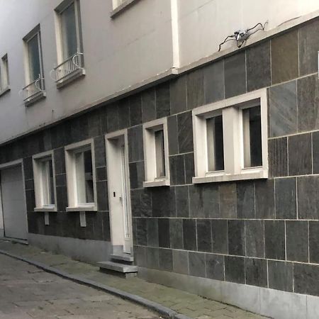 Studio Medieval City Center At River De Leie Gent Ngoại thất bức ảnh