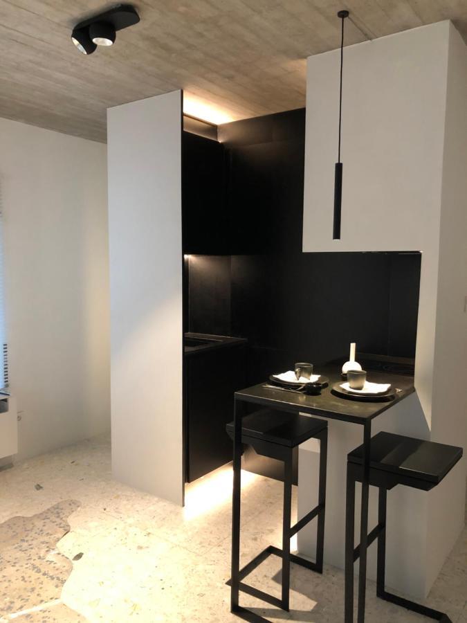 Studio Medieval City Center At River De Leie Gent Ngoại thất bức ảnh